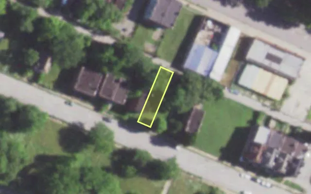 Aerial view of 5051 WELLS AV — vacant lot, St. Louis with approximate parcel outline
