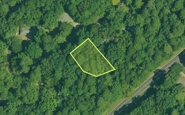 Aerial view of GARLAND County parcel 62338 — Arkansas post-auction with approximate parcel outline