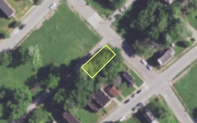 Aerial view of 5211 EMILY ST — vacant lot, St. Louis with approximate parcel outline
