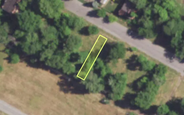 Aerial view of 4542 MAFFITT AV — vacant lot, St. Louis with approximate parcel outline