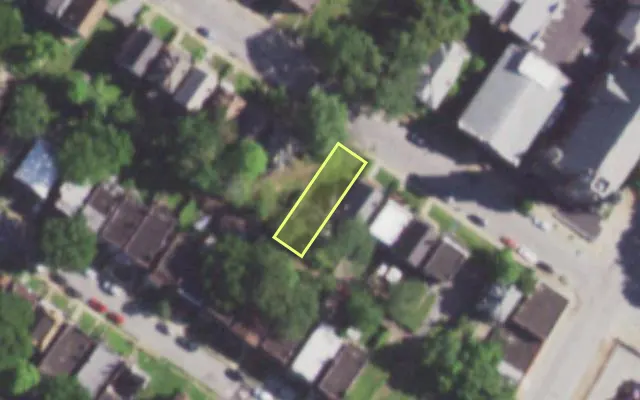 Aerial view of 5922 MINERVA AV — vacant lot, St. Louis with approximate parcel outline