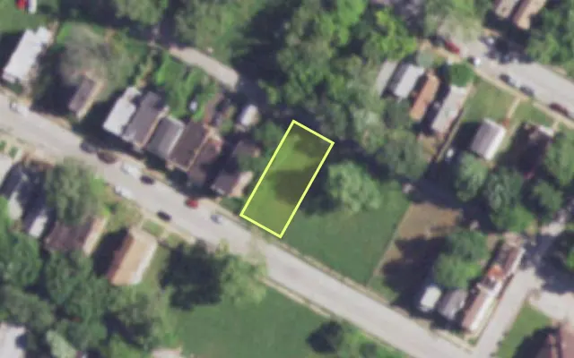 Aerial view of 4439 PENROSE ST — vacant lot, St. Louis with approximate parcel outline