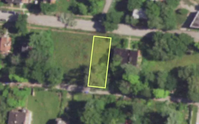 Aerial view of 4642 VERNON AV — vacant lot, St. Louis with approximate parcel outline