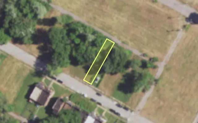 Aerial view of 4531 COTTAGE AV — vacant lot, St. Louis with approximate parcel outline