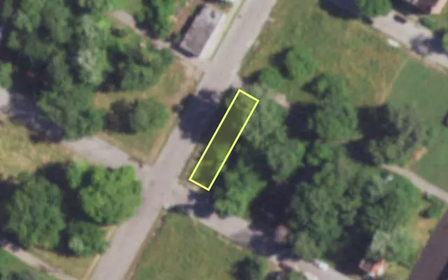 Aerial view of 4281 W GARFIELD AV — vacant lot, St. Louis with approximate parcel outline
