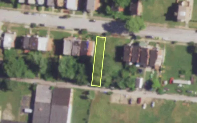 Aerial view of 4562 ENRIGHT AV — vacant lot, St. Louis with approximate parcel outline