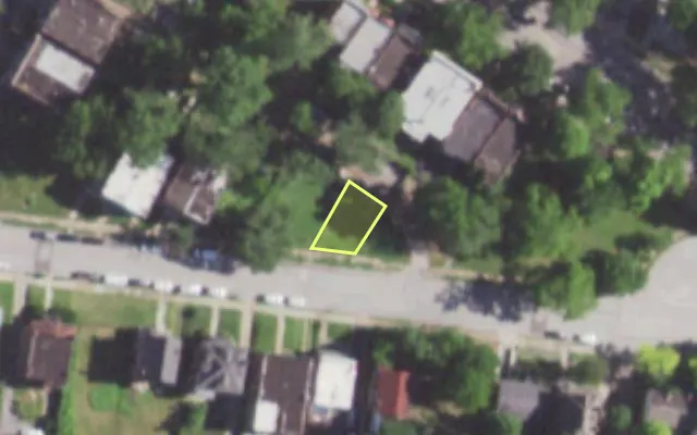 Aerial view of 5543 ETZEL AV — vacant lot, St. Louis with approximate parcel outline