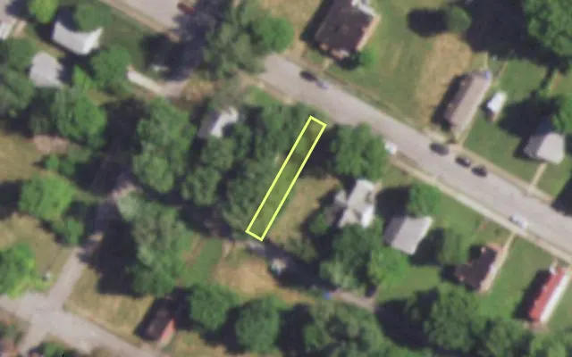 Aerial view of 4440 ST FERDINAND AV — vacant lot, St. Louis with approximate parcel outline