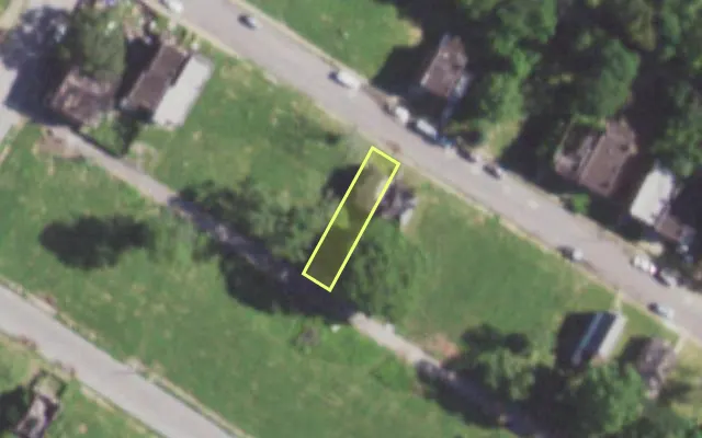Aerial view of 5872 COTE BRILLIANTE AV — vacant lot, St. Louis with approximate parcel outline