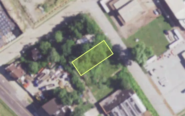 Aerial view of 5231 BULWER AV — vacant lot, St. Louis with approximate parcel outline