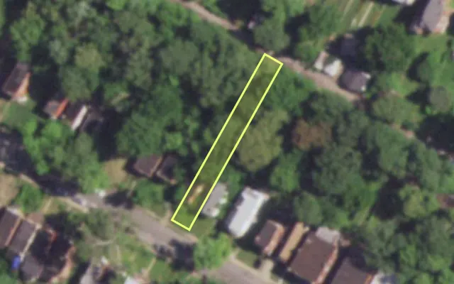 Aerial view of 4749 LEDUC ST — vacant lot, St. Louis with approximate parcel outline