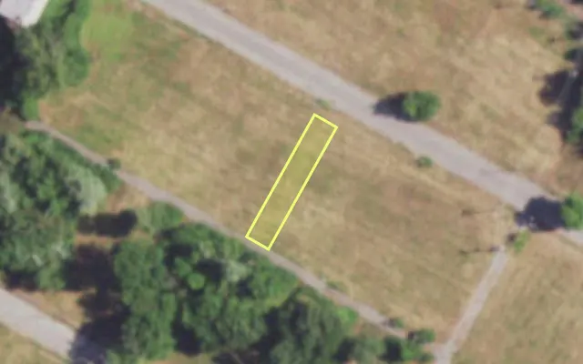 Aerial view of 4534 KENNERLY AV — vacant lot, St. Louis with approximate parcel outline