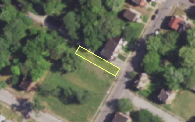 Aerial view of 1719 MARCUS AV — vacant lot, St. Louis with approximate parcel outline