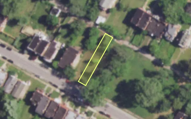 Aerial view of 4751 ST LOUIS AV — vacant lot, St. Louis with approximate parcel outline