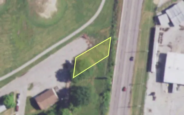 Aerial view of 8571 HALL ST — vacant lot, St. Louis with approximate parcel outline