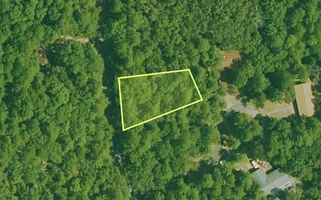 Aerial view of GARLAND County parcel 69111 — Arkansas post-auction with approximate parcel outline