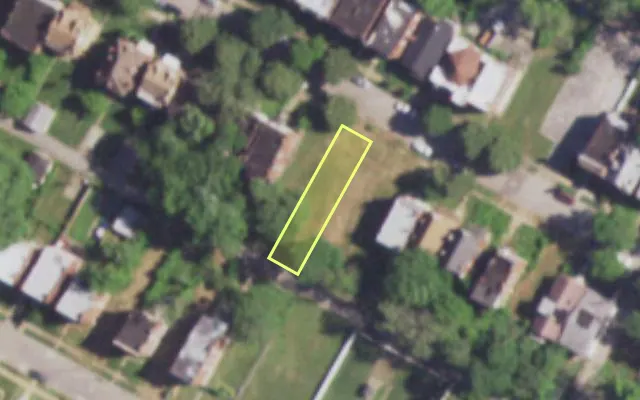 Aerial view of 4440 ELMBANK AV — vacant lot, St. Louis with approximate parcel outline