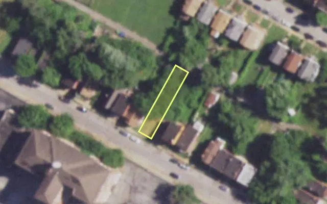Aerial view of 4335 ALDINE AV — vacant lot, St. Louis with approximate parcel outline