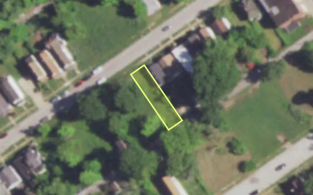 Aerial view of 4946 ALCOTT AV — vacant lot, St. Louis with approximate parcel outline
