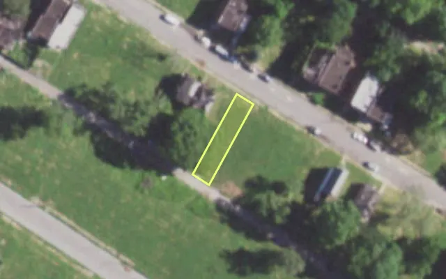 Aerial view of 5866 COTE BRILLIANTE AV — vacant lot, St. Louis with approximate parcel outline