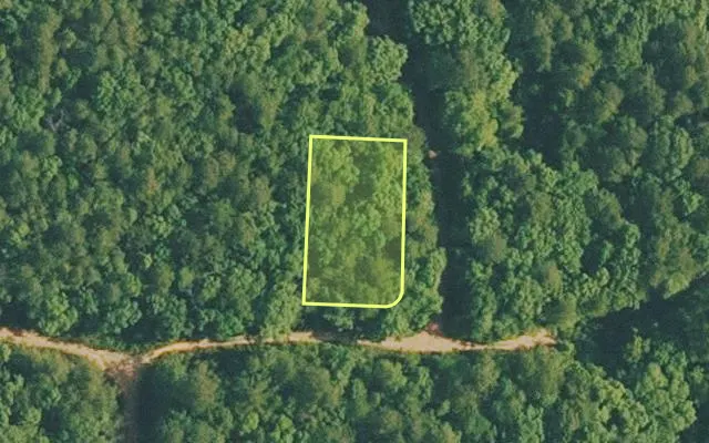 Aerial view of VAN BUREN County parcel 4400-17065-0000 — Arkansas post-auction with approximate parcel outline