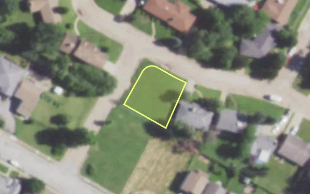 Aerial view of 5160 S NORWOOD DR — vacant lot, St. Louis with approximate parcel outline