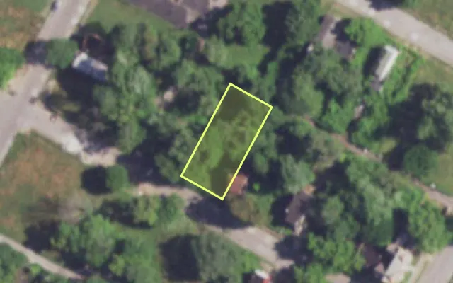 Aerial view of 4227 ALDINE AV — vacant lot, St. Louis with approximate parcel outline