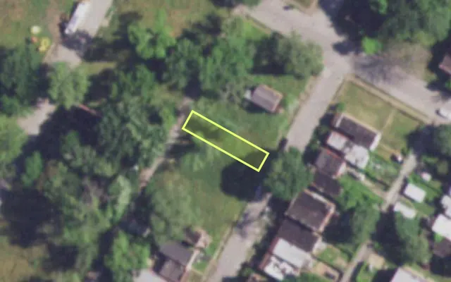 Aerial view of 3133 ROLLA PL — vacant lot, St. Louis with approximate parcel outline