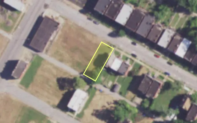 Aerial view of 3848 MAFFITT AV — vacant lot, St. Louis with approximate parcel outline