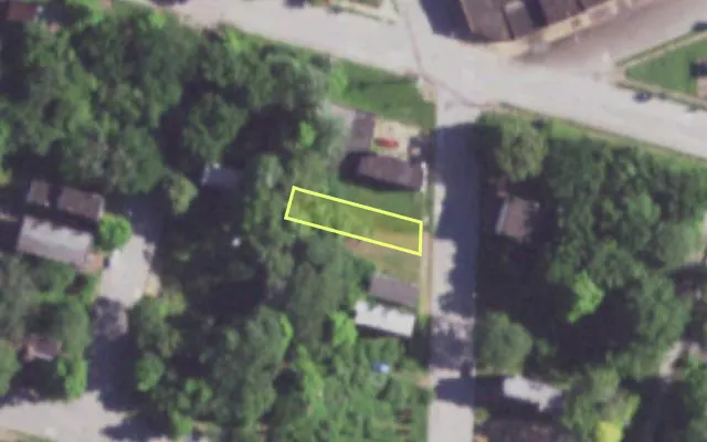Aerial view of 3251 N 19TH ST — vacant lot, St. Louis with approximate parcel outline