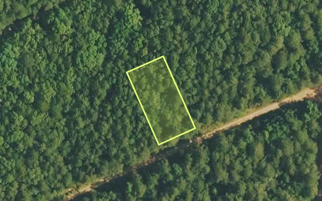 Aerial view of VAN BUREN County parcel 4400-12090-0000 — Arkansas post-auction with approximate parcel outline