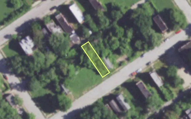 Aerial view of 2029 GANO AV — vacant lot, St. Louis with approximate parcel outline
