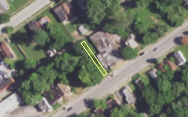 Aerial view of 5033 UNION BLVD — vacant lot, St. Louis with approximate parcel outline