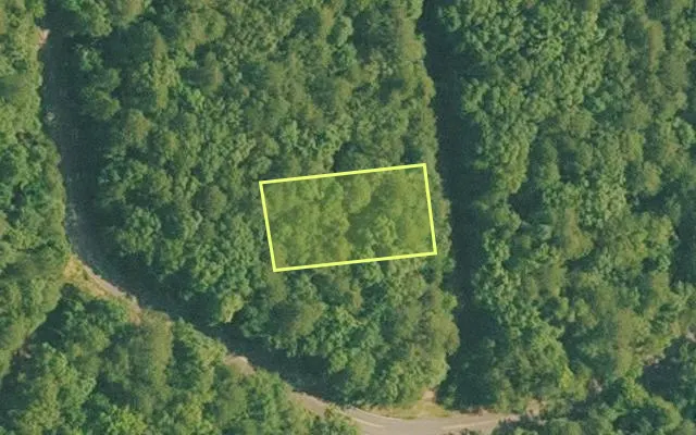 Aerial view of VAN BUREN County parcel 4050-07060-0000 — Arkansas post-auction with approximate parcel outline