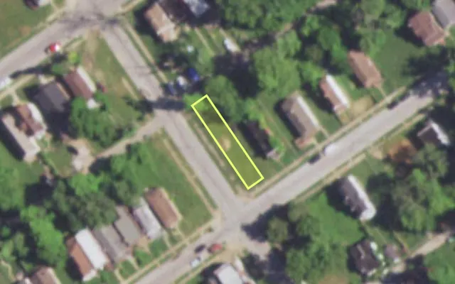 Aerial view of 5503 GENEVIEVE AV — vacant lot, St. Louis with approximate parcel outline