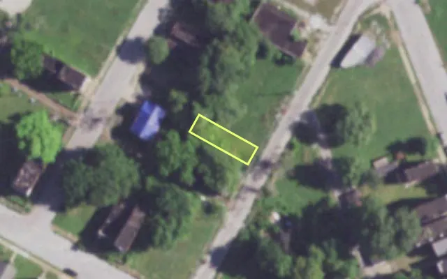 Aerial view of 4021 GLASGOW AV — vacant lot, St. Louis with approximate parcel outline