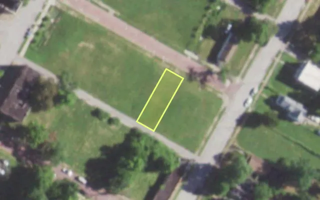 Aerial view of 5556 ST EDWARD AV — vacant lot, St. Louis with approximate parcel outline