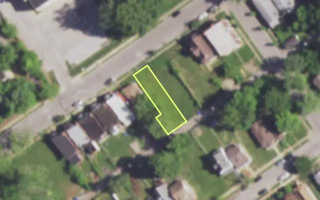Aerial view of 5372 EMERSON AV — vacant lot, St. Louis with approximate parcel outline
