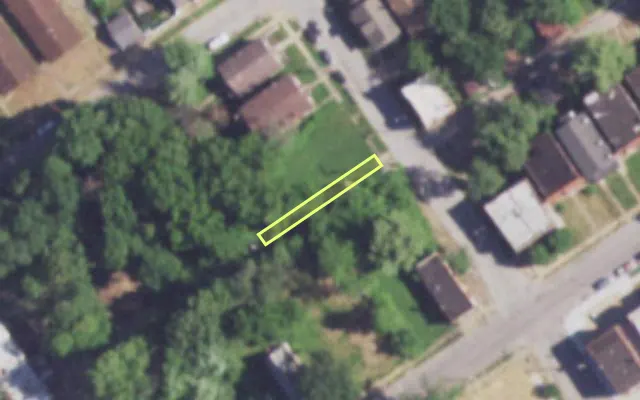 Aerial view of 4414 ROSALIE ST — vacant lot, St. Louis with approximate parcel outline