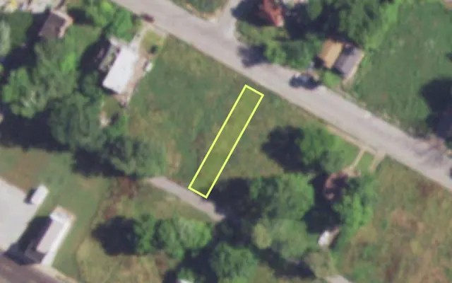 Aerial view of 4332 W LABADIE AV — vacant lot, St. Louis with approximate parcel outline