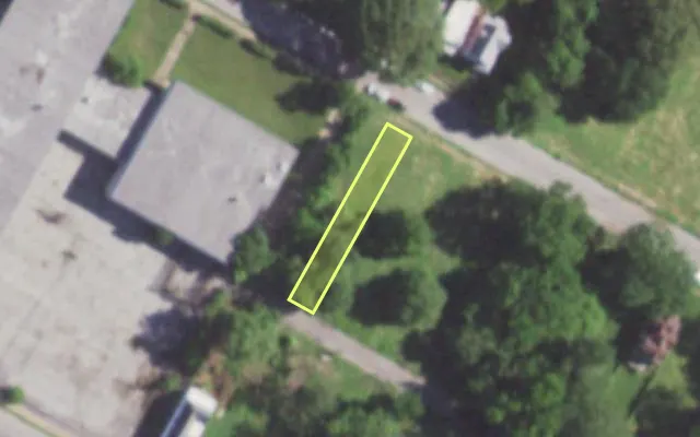 Aerial view of 5722 LOTUS AV — vacant lot, St. Louis with approximate parcel outline