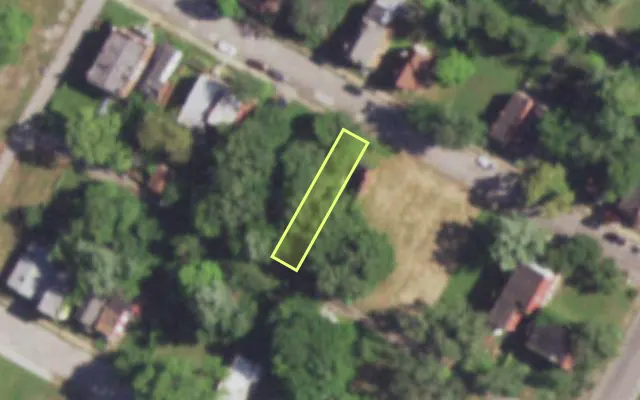 Aerial view of 4428 GARFIELD AV — vacant lot, St. Louis with approximate parcel outline