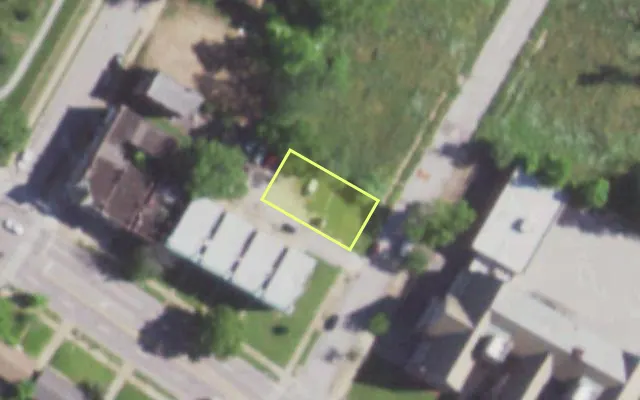 Aerial view of 1315 SEMPLE AV — vacant lot, St. Louis with approximate parcel outline
