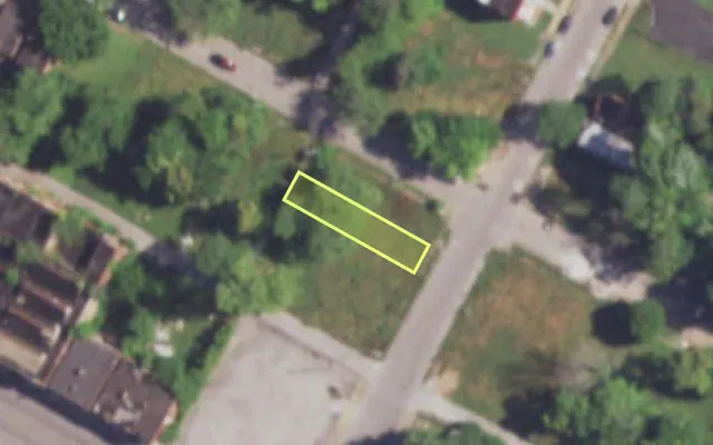 Aerial view of 1523 ANNIE MALONE DR — vacant lot, St. Louis with approximate parcel outline