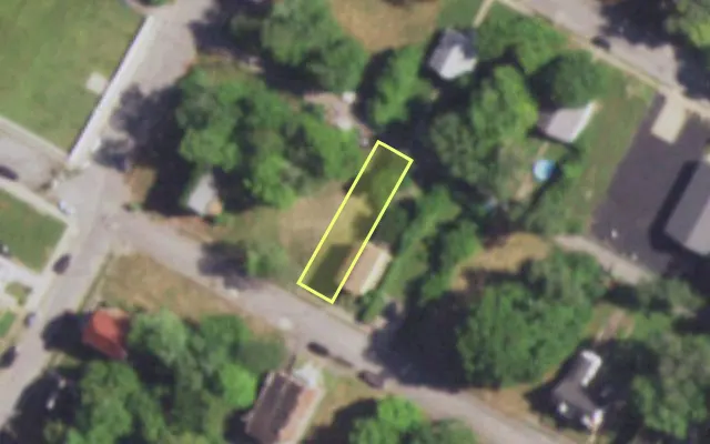 Aerial view of 4603 NORTH MARKET ST — vacant lot, St. Louis with approximate parcel outline