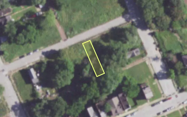Aerial view of 1414 FARRAGUT ST — vacant lot, St. Louis with approximate parcel outline