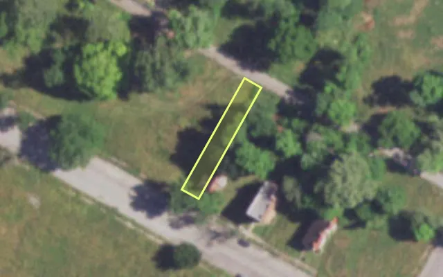 Aerial view of 4229 EVANS AV — vacant lot, St. Louis with approximate parcel outline