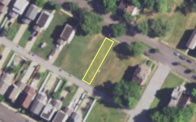 Aerial view of 3814 COOK AV — vacant lot, St. Louis with approximate parcel outline